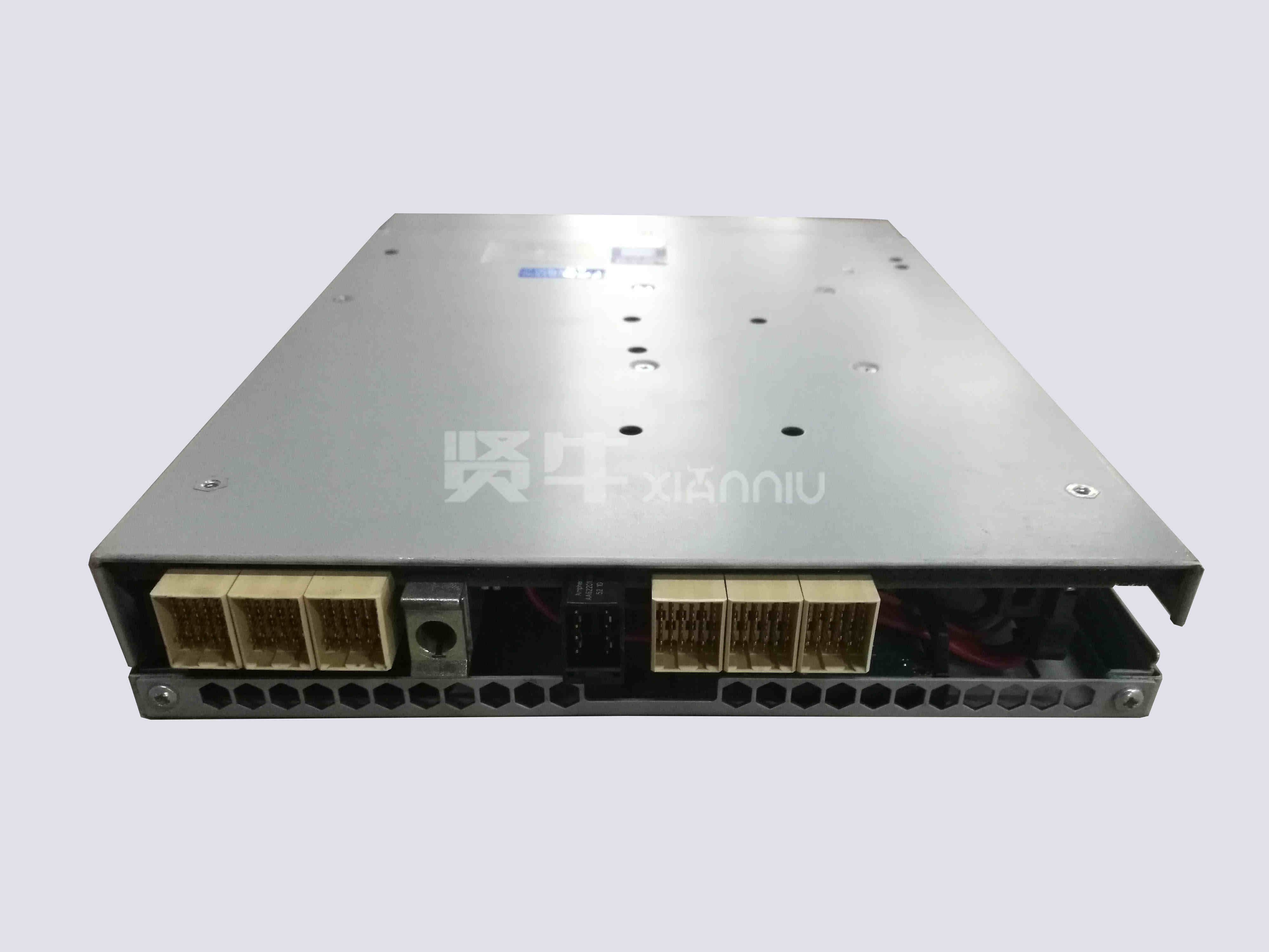 IBM V7000-2076-124 8G/s 4-Port FC控制器 00L4575